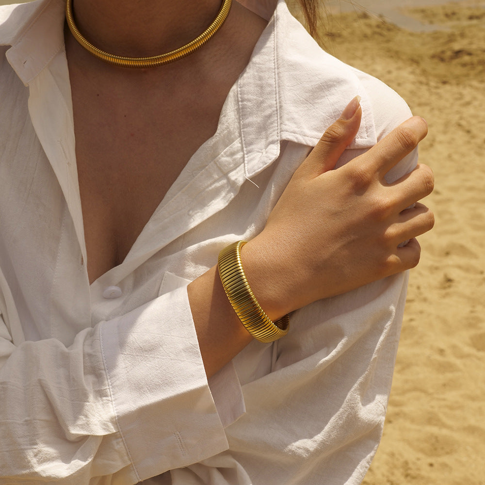 Meridian Gold Cuff